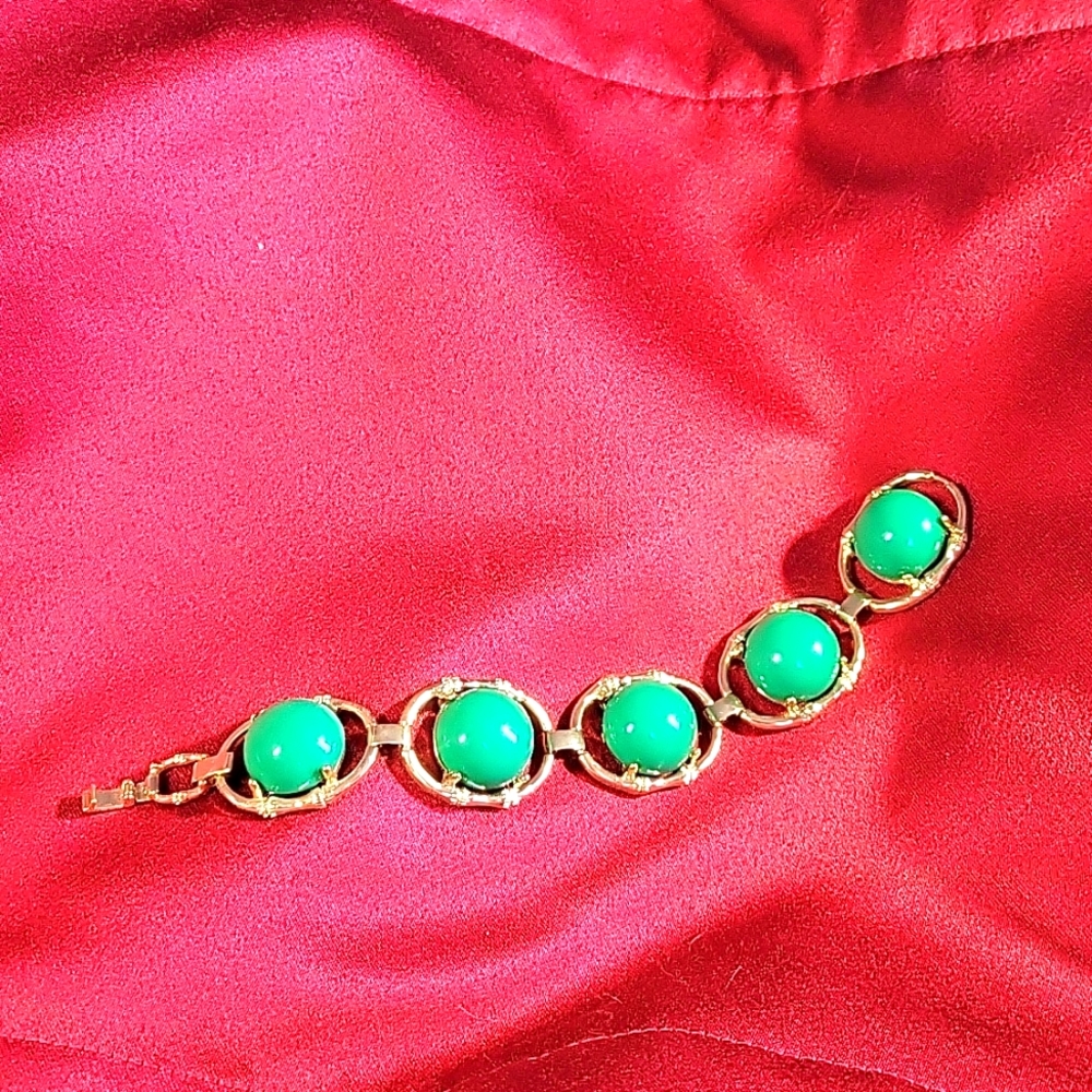 Stella & Dot bracelet.